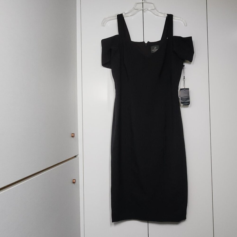Adrianna Papell Mini Off-the-Shoulder Dress Women's Size 6 Black